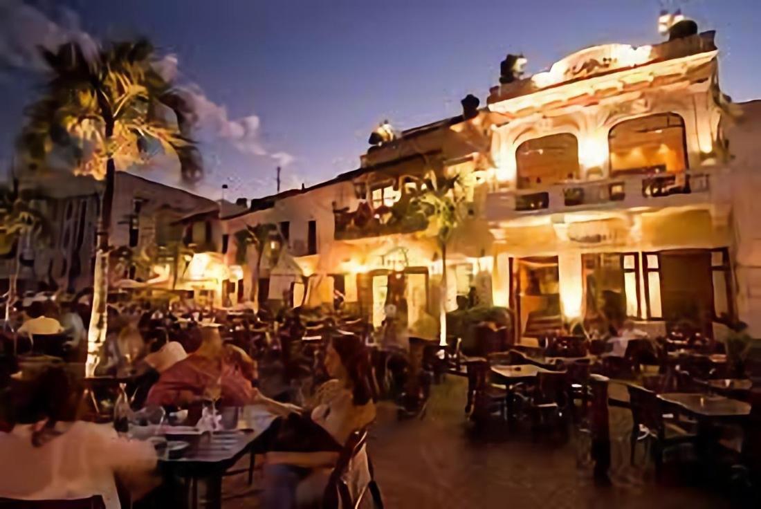 Hotel Colonial Blanco Санто-Доминго Экстерьер фото