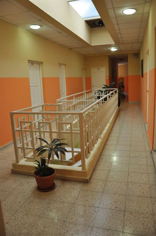 Hotel Colonial Blanco Санто-Доминго Экстерьер фото